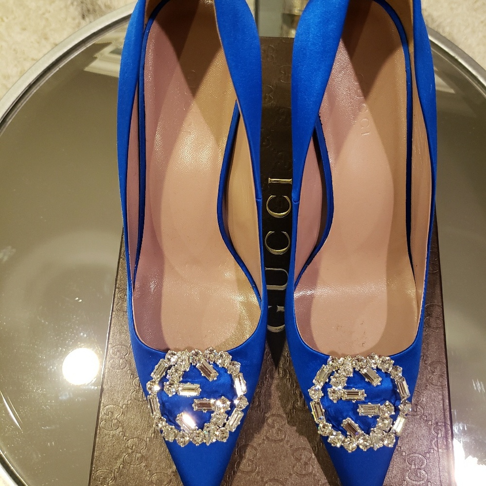 Gucci Crystal Satin Pumps - Picture 3 of 8